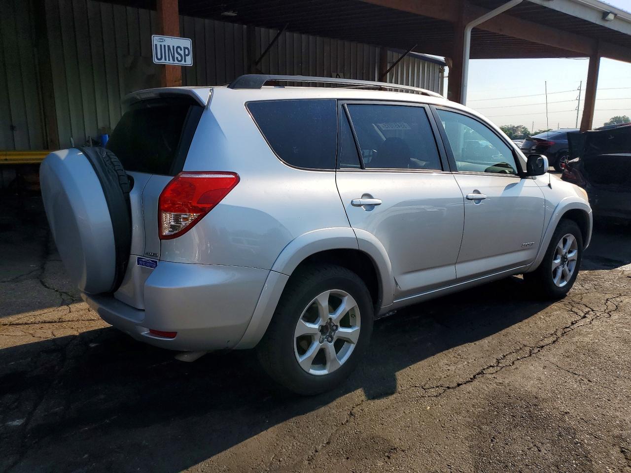 2007 Toyota Rav4 Sport Silver vin: JTMBK32V175023006