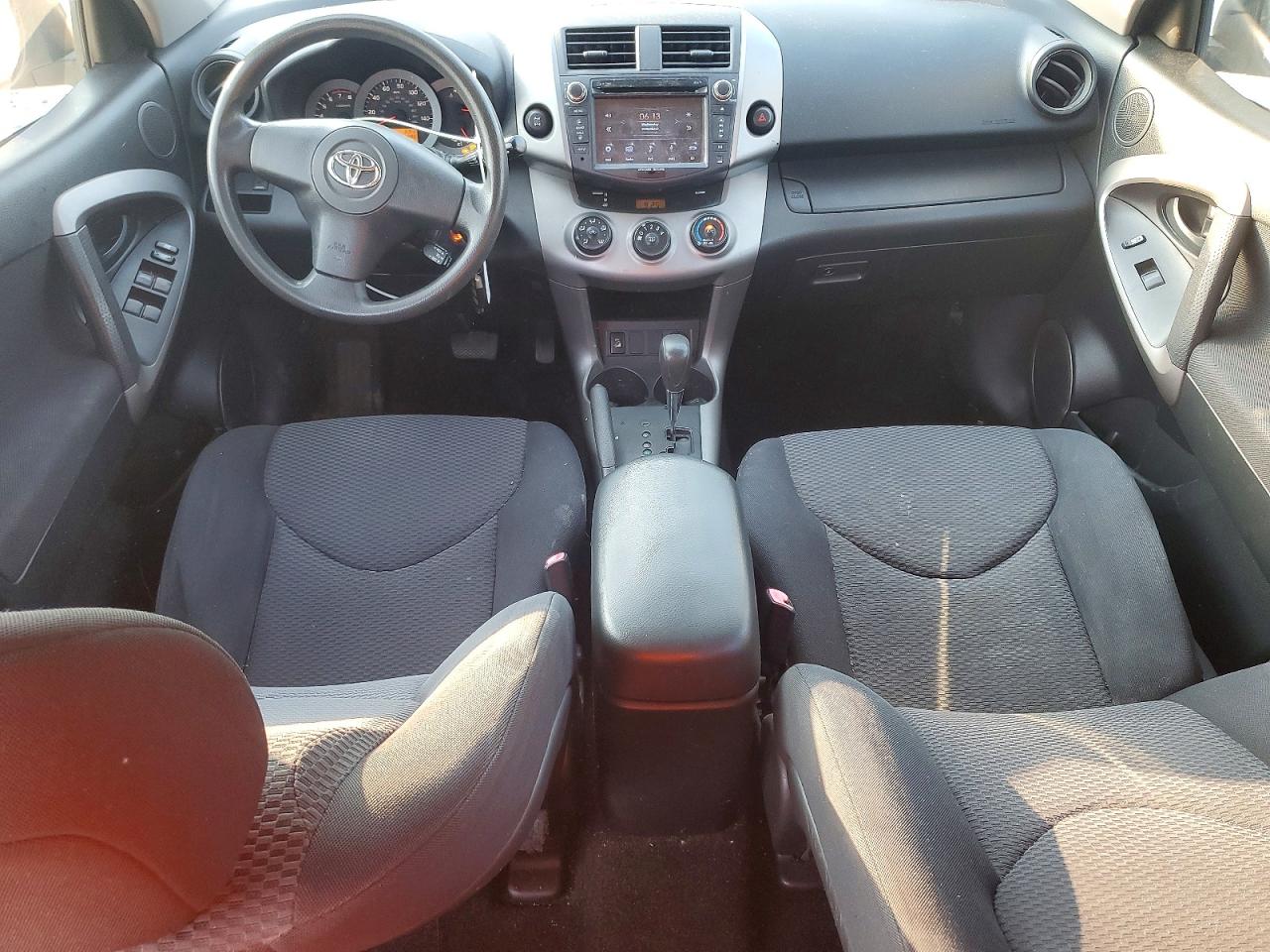 2006 Toyota Rav4 Sport White vin: JTMBK32V265001742