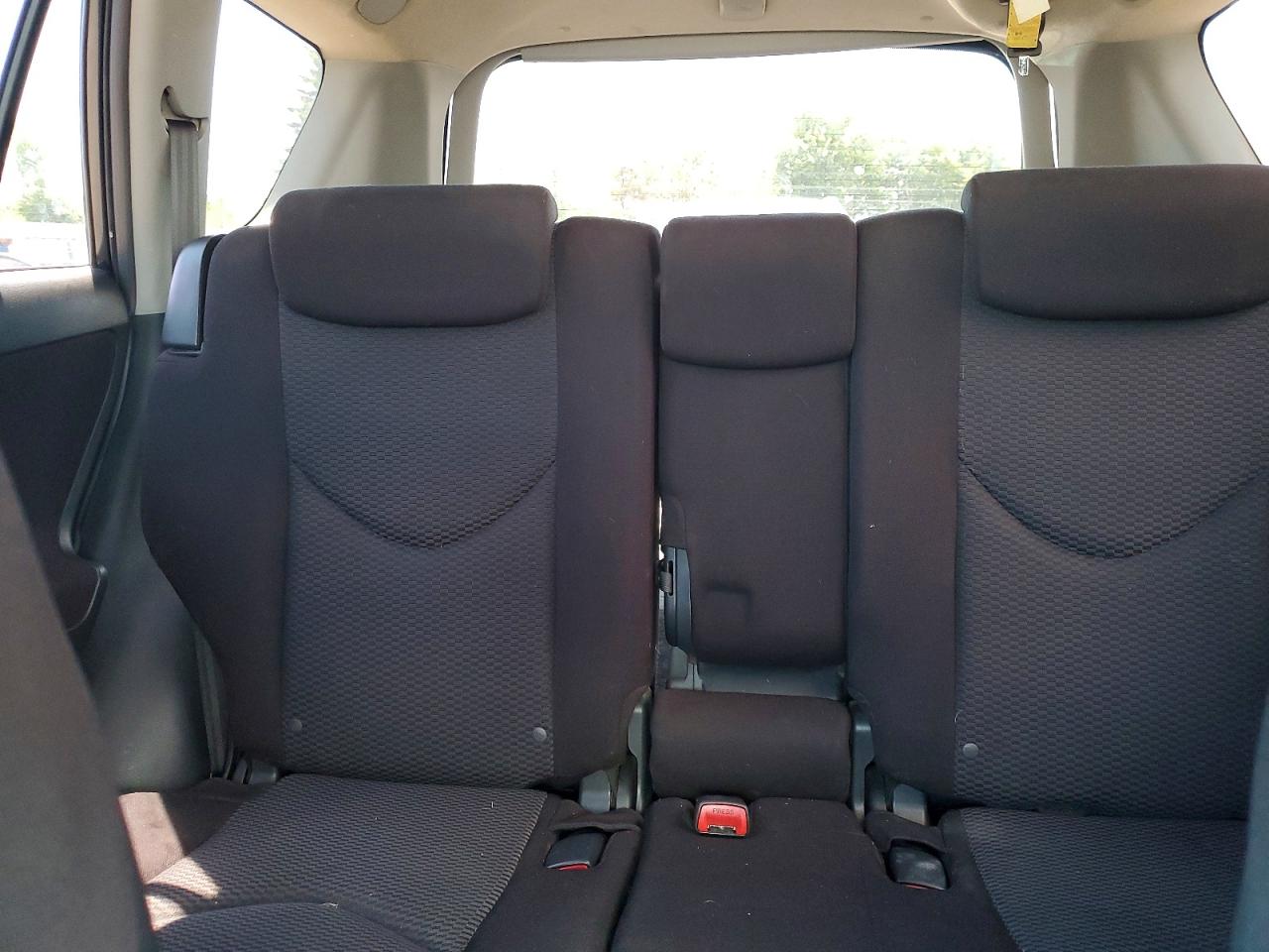 2007 Toyota Rav4 Sport Gray vin: JTMBK32V275029901
