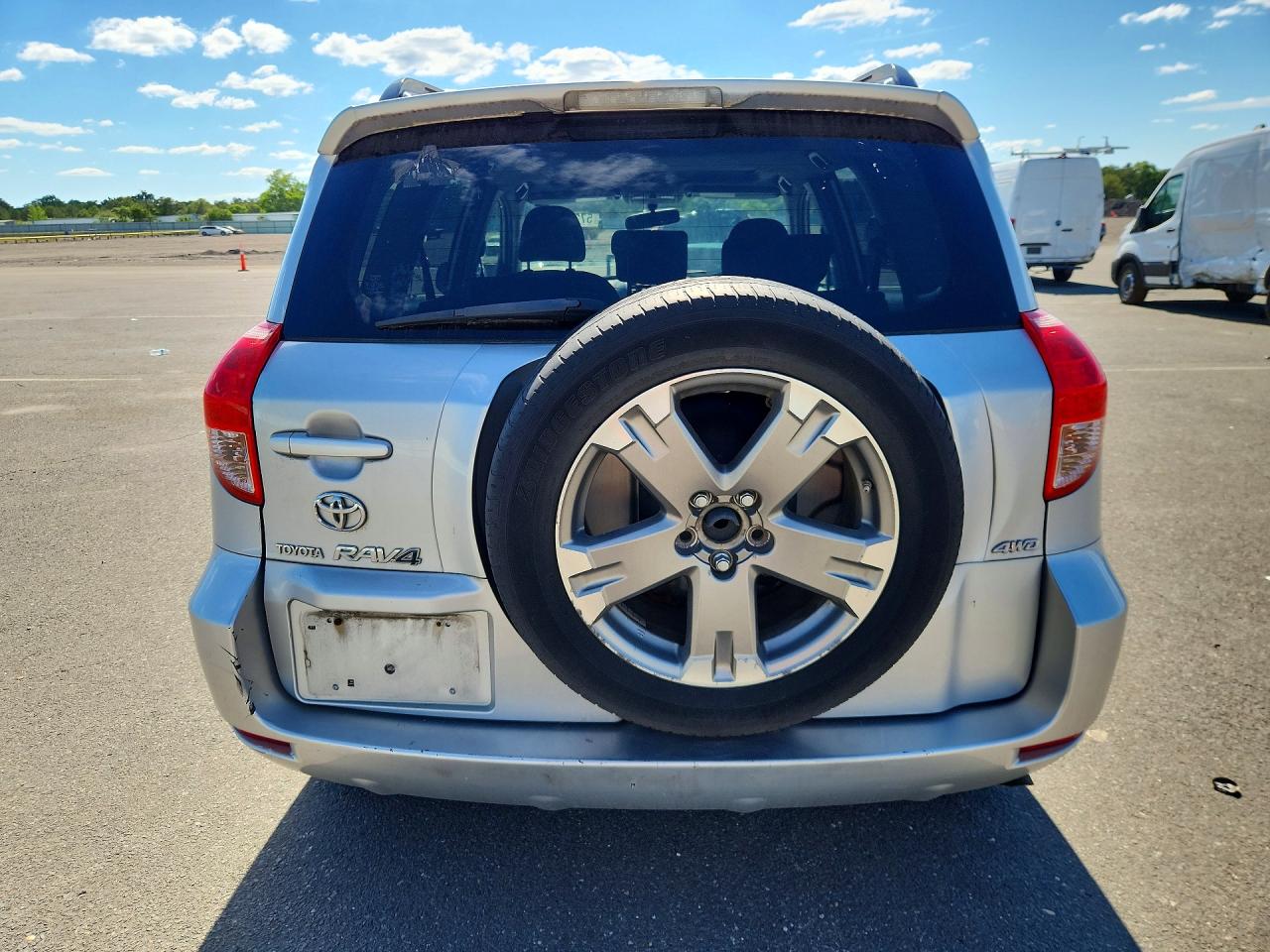 2008 Toyota Rav4 Sport Silver vin: JTMBK32V286036648