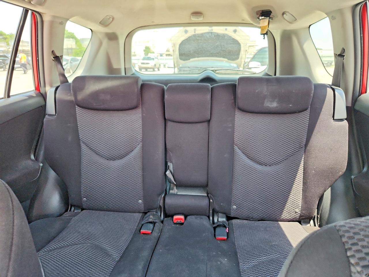 2009 Toyota Rav4 Sport Red vin: JTMBK32V295081869