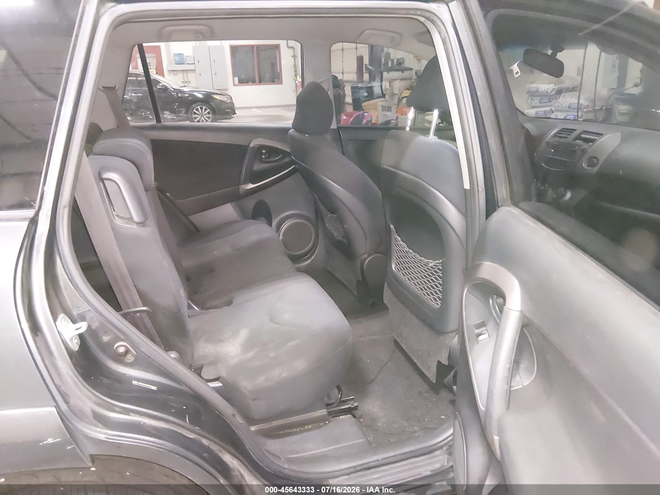 2007 Toyota Rav4 Sport Blue vin: JTMBK32V375027445