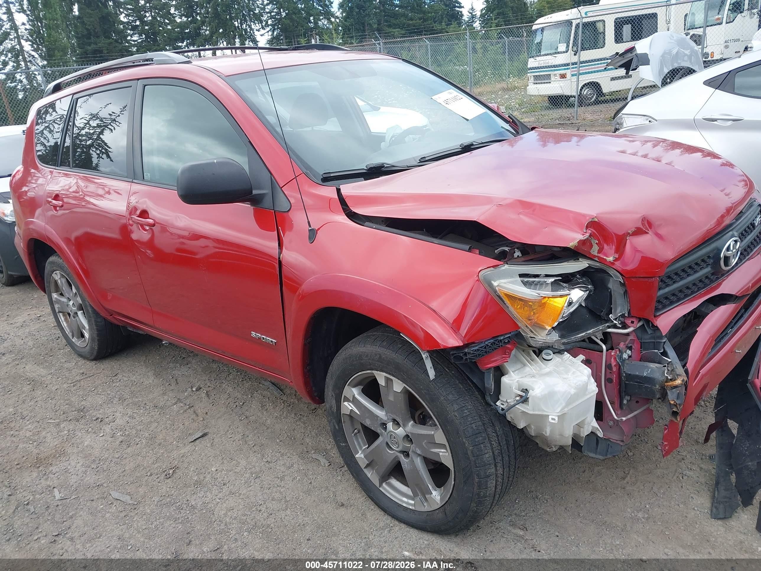 2008 Toyota Rav4 Sport V6 Red vin: JTMBK32V385067414
