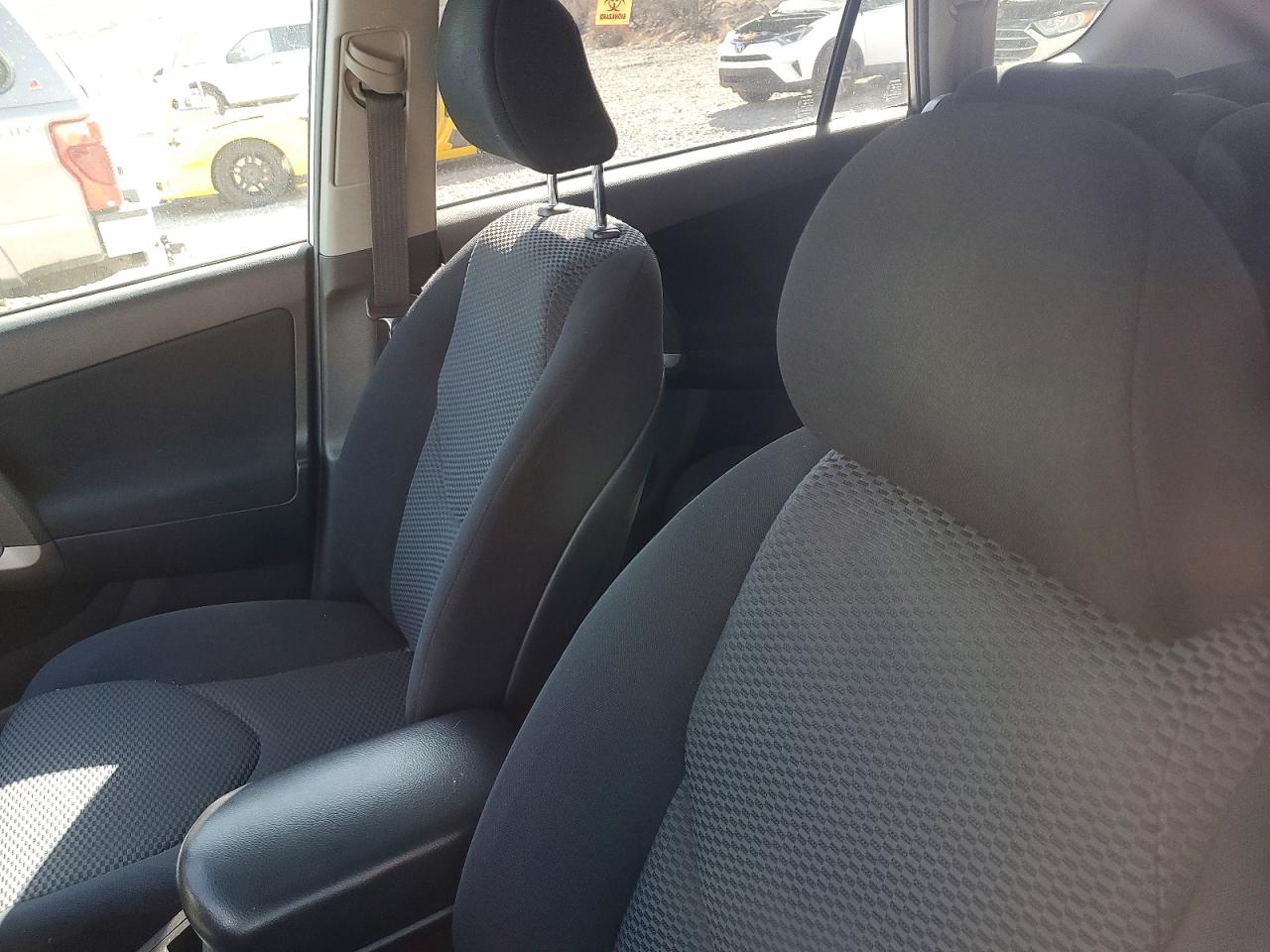 2007 Toyota Rav4 Sport Silver vin: JTMBK32V475016454