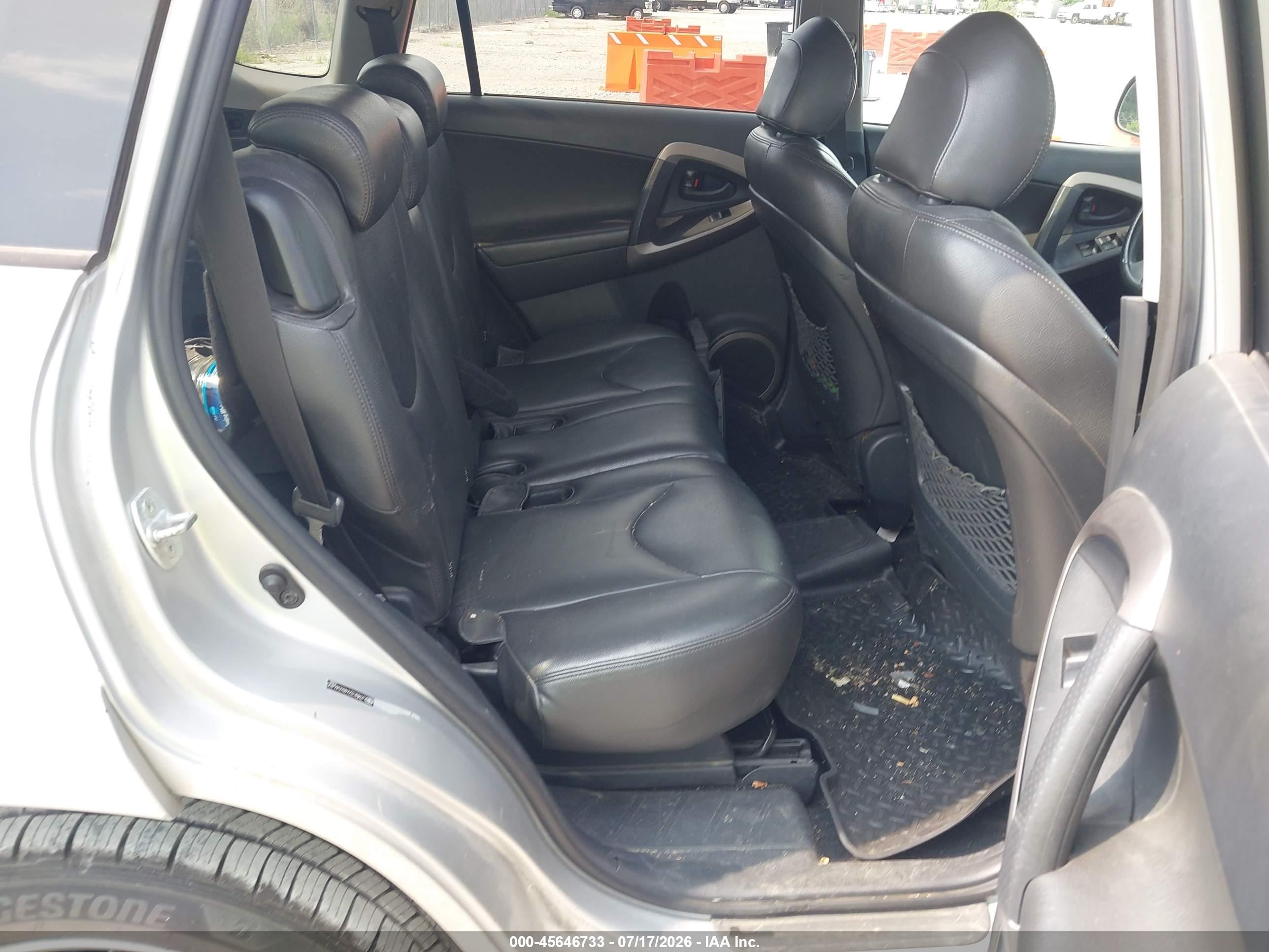 2008 Toyota Rav4 Sport V6 Silver vin: JTMBK32V486046405
