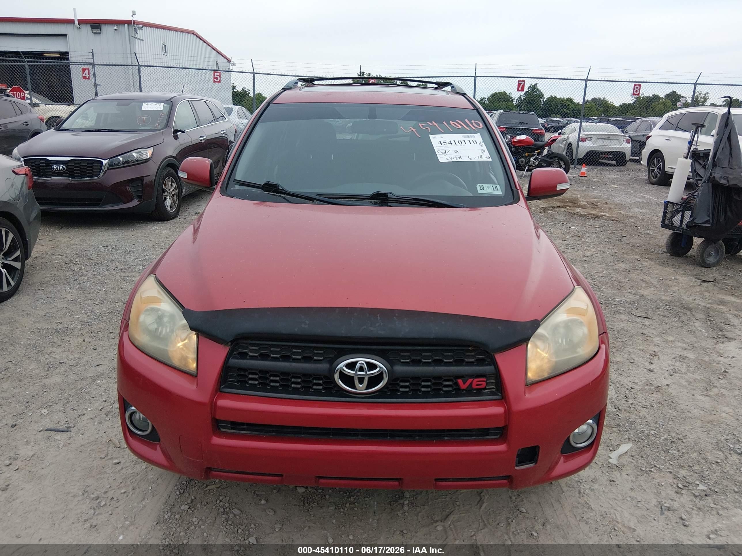 2009 Toyota Rav4 Sport V6 Red vin: JTMBK32V495073207