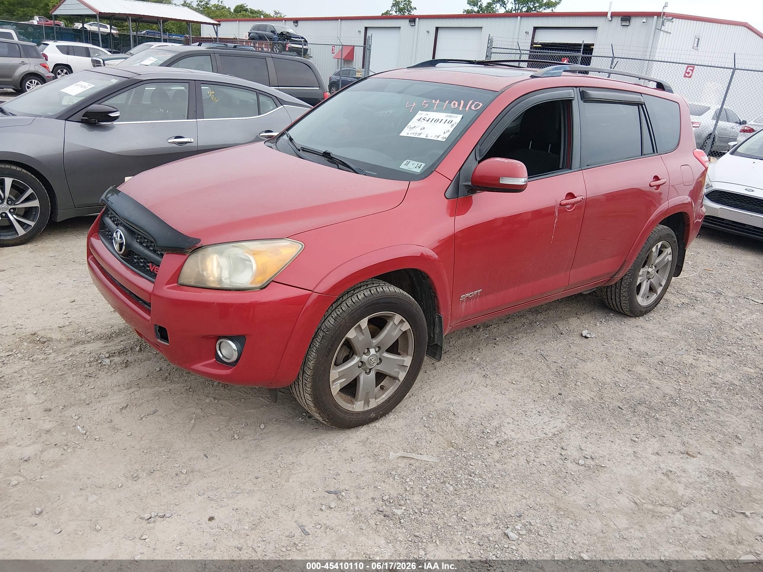2009 Toyota Rav4 Sport V6 Red vin: JTMBK32V495073207