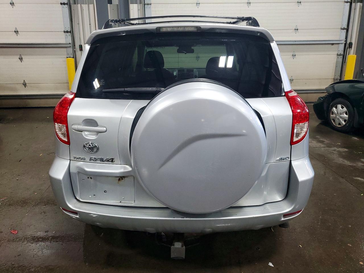 2007 Toyota Rav4 Sport Серебряный vin: JTMBK32V575016818