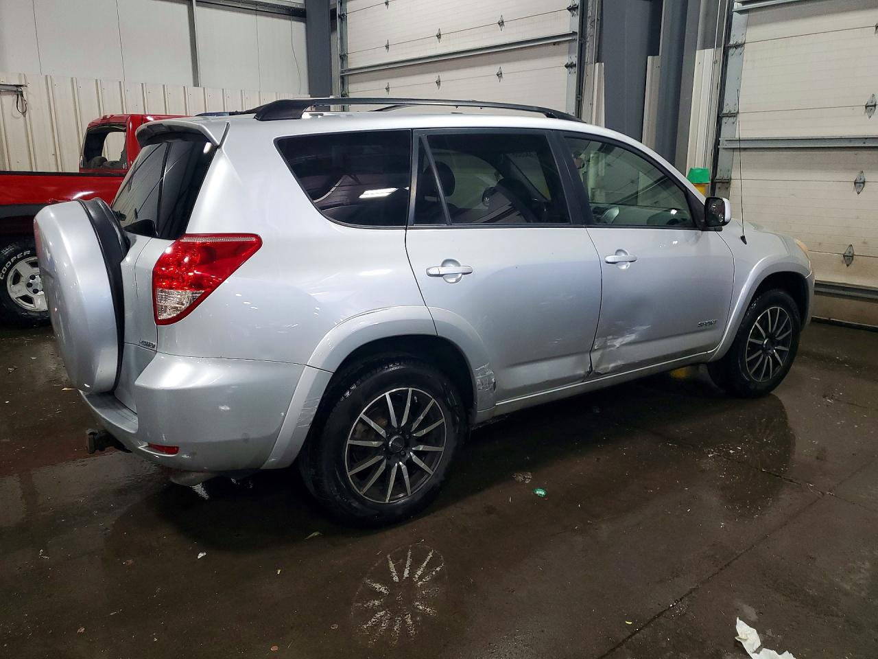 2007 Toyota Rav4 Sport Серебряный vin: JTMBK32V575016818