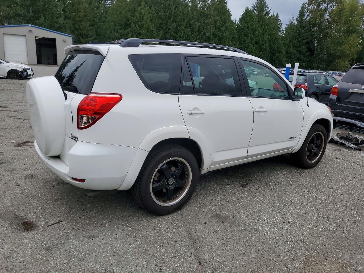 2007 Toyota Rav4 Sport White vin: JTMBK32V575026684