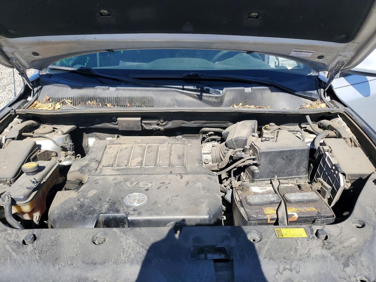 2007 Toyota Rav4 Sport Silver vin: JTMBK32V575030864