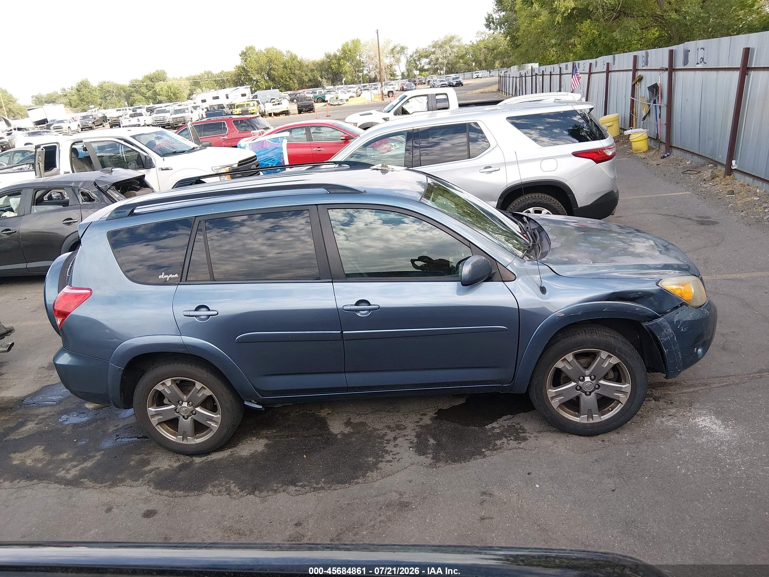 2008 Toyota Rav4 Sport V6 Blue vin: JTMBK32V585055782