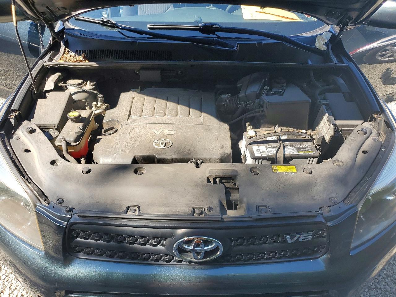2008 Toyota Rav4 Sport Teal vin: JTMBK32V585070492