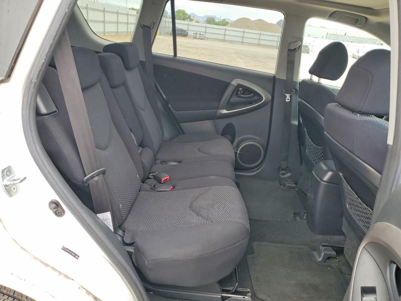 2008 Toyota Rav4 Sport White vin: JTMBK32V586043738