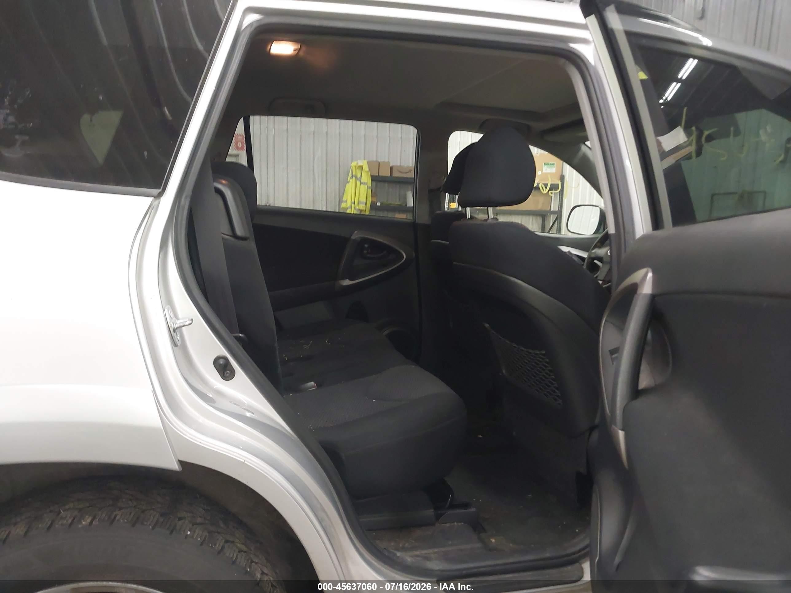 2007 Toyota Rav4 Sport Gray vin: JTMBK32V675020621