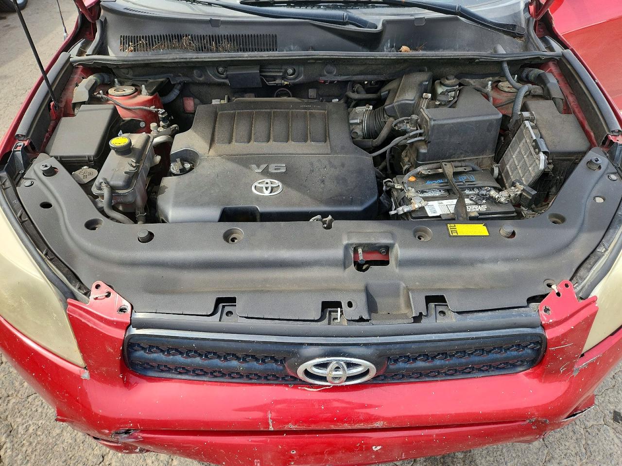 2007 Toyota Rav4 Sport Red vin: JTMBK32V675022224
