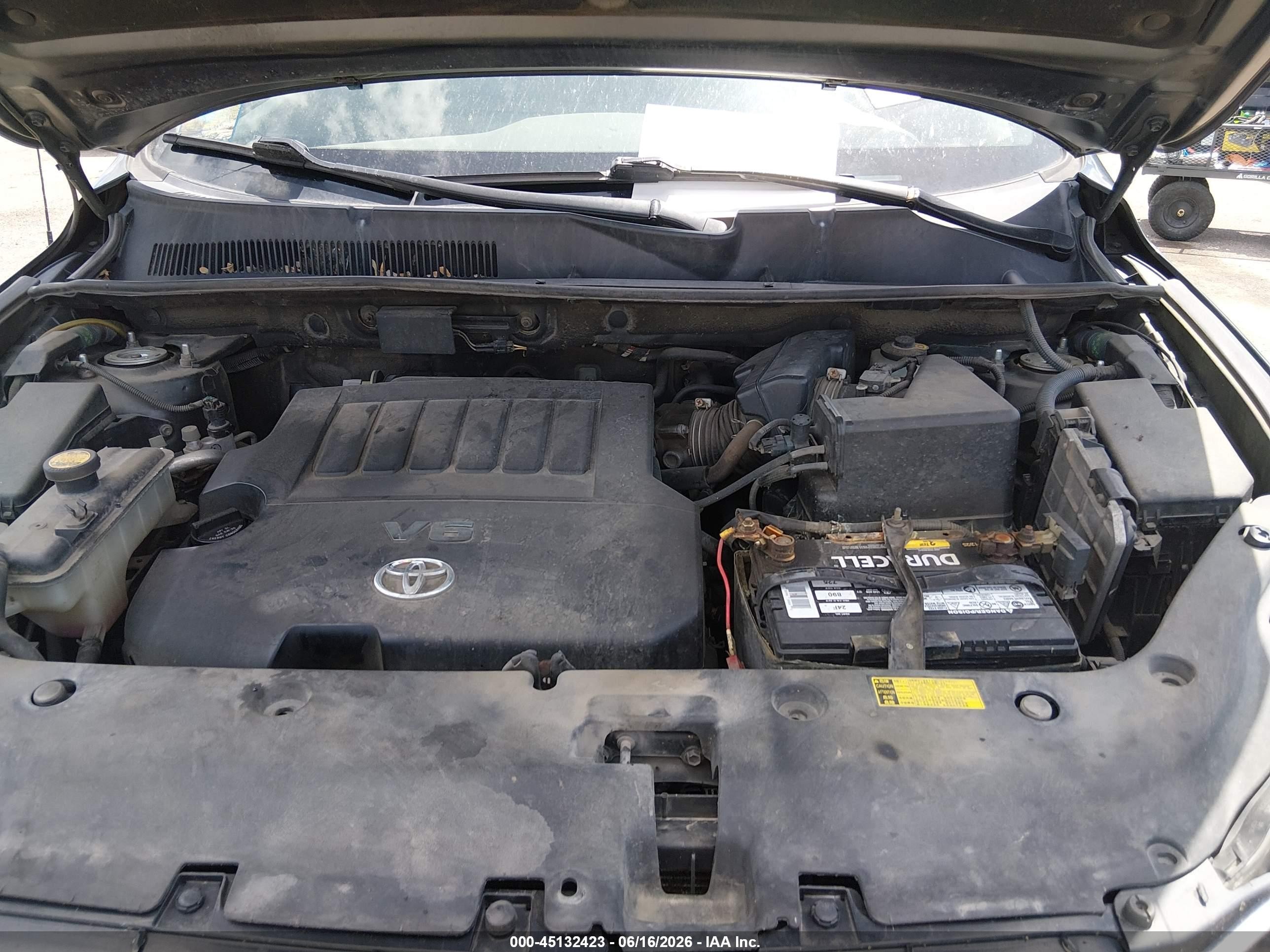 2007 Toyota Rav4 Sport V6 Gray vin: JTMBK32V676023190