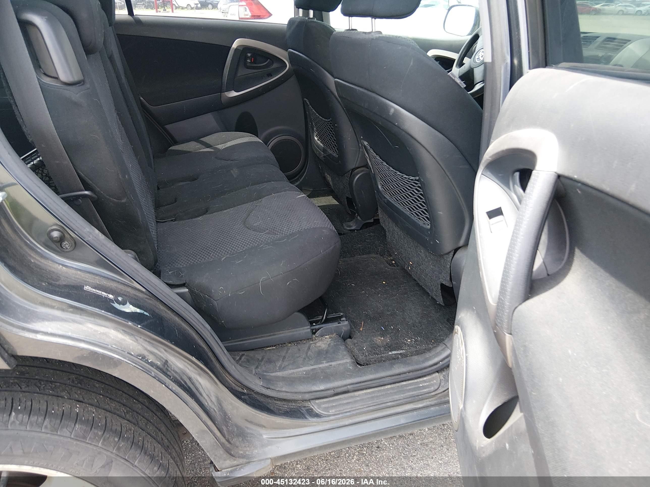 2007 Toyota Rav4 Sport V6 Gray vin: JTMBK32V676023190