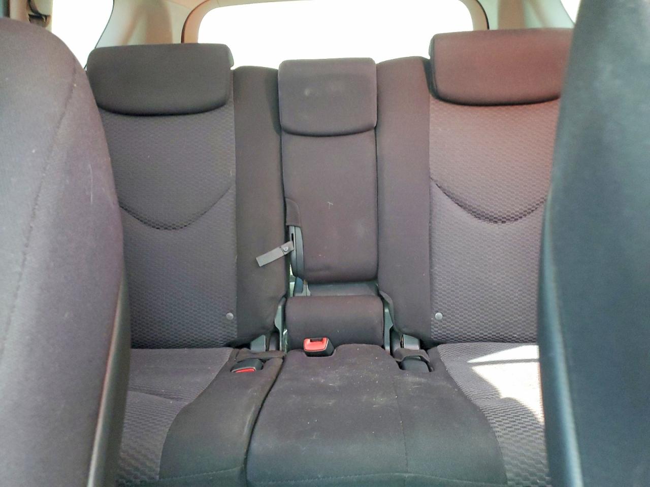 2007 Toyota Rav4 Sport Red vin: JTMBK32V775023978