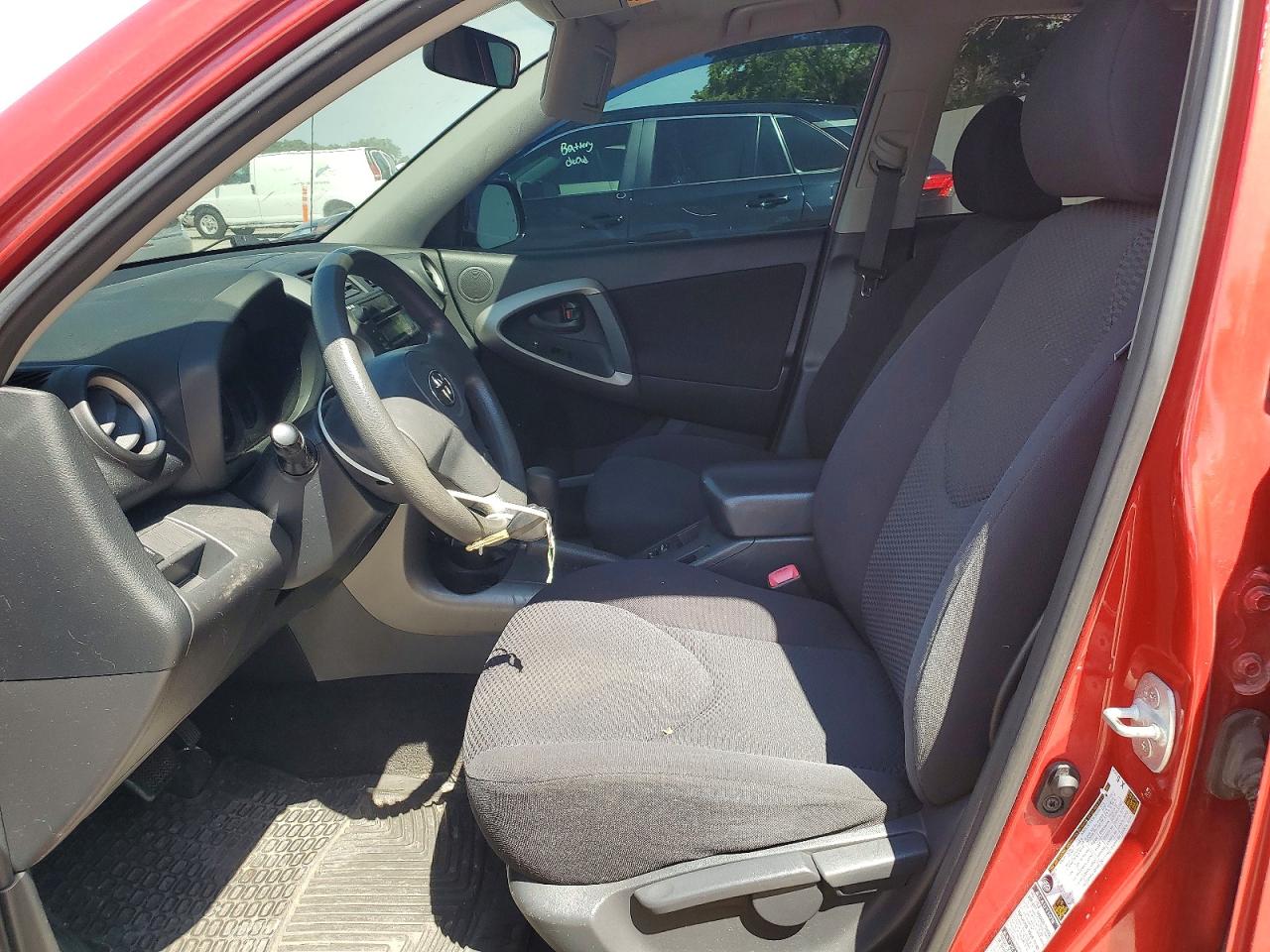 2007 Toyota Rav4 Sport Red vin: JTMBK32V775023978