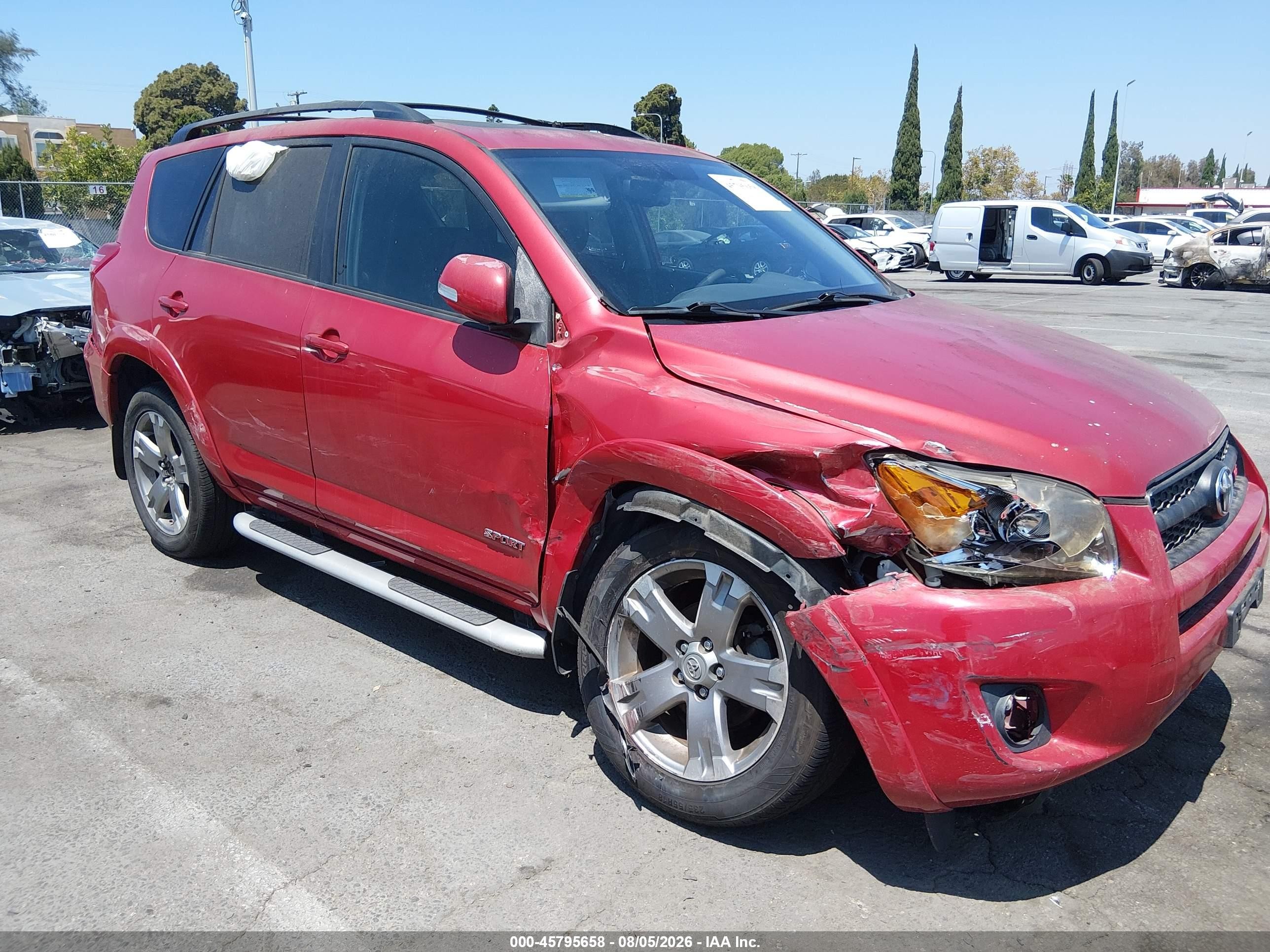 2009 Toyota Rav4 Sport V6 Red vin: JTMBK32V795082354