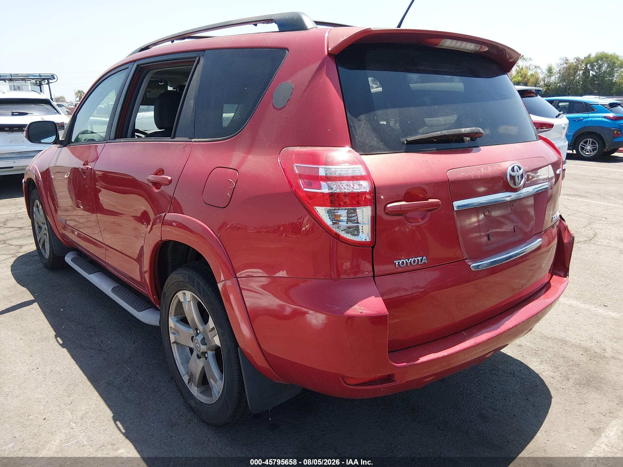 2009 Toyota Rav4 Sport V6 Red vin: JTMBK32V795082354