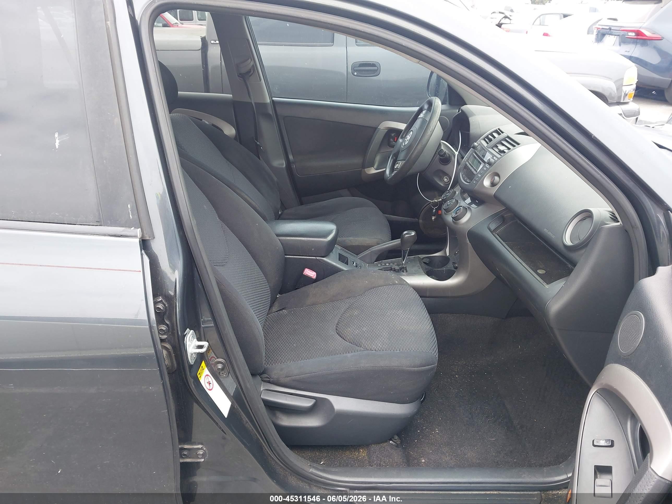 2007 Toyota Rav4 Sport V6 Gray vin: JTMBK32V876018802