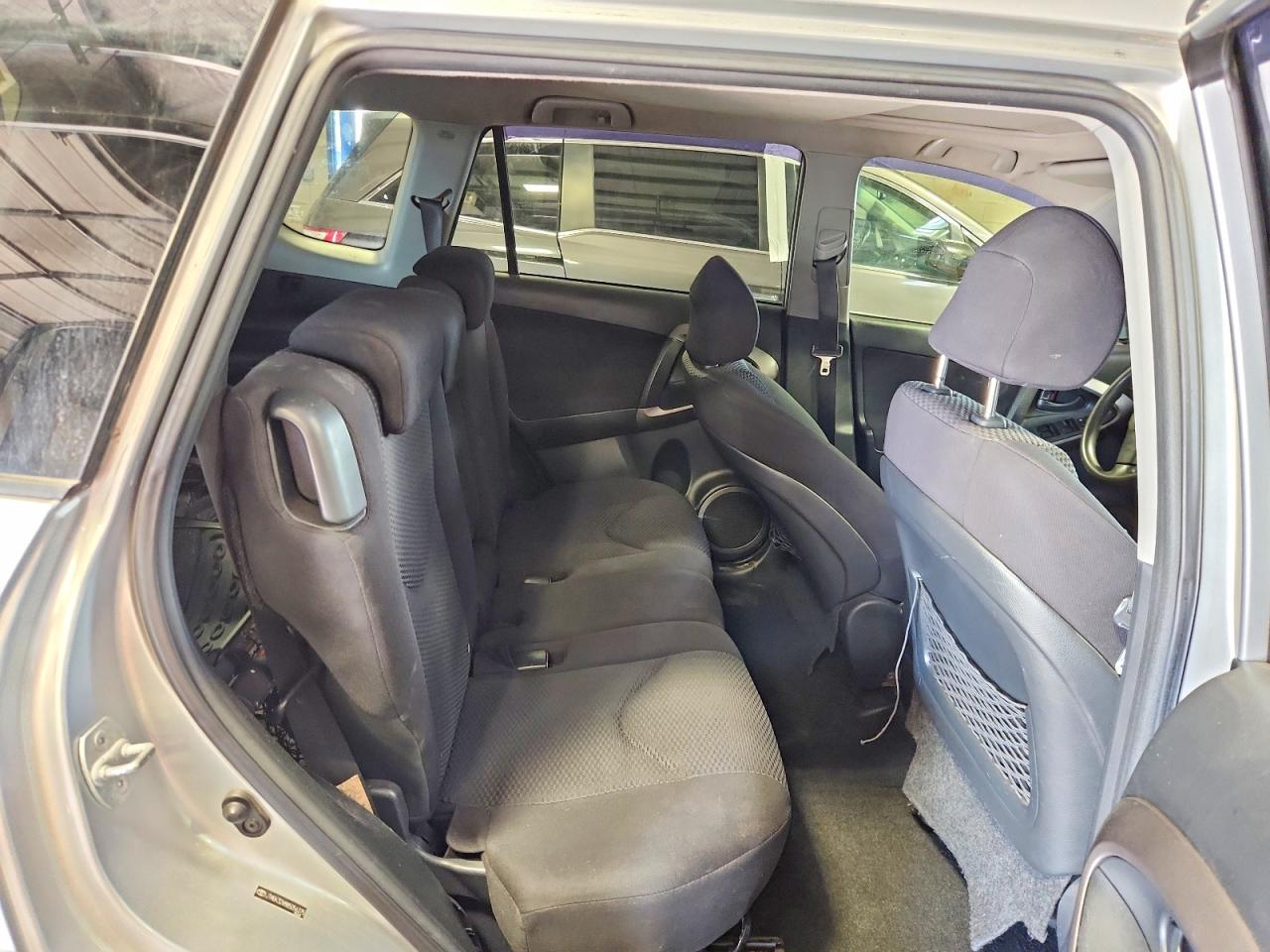 2008 Toyota Rav4 Sport Silver vin: JTMBK32V885056375