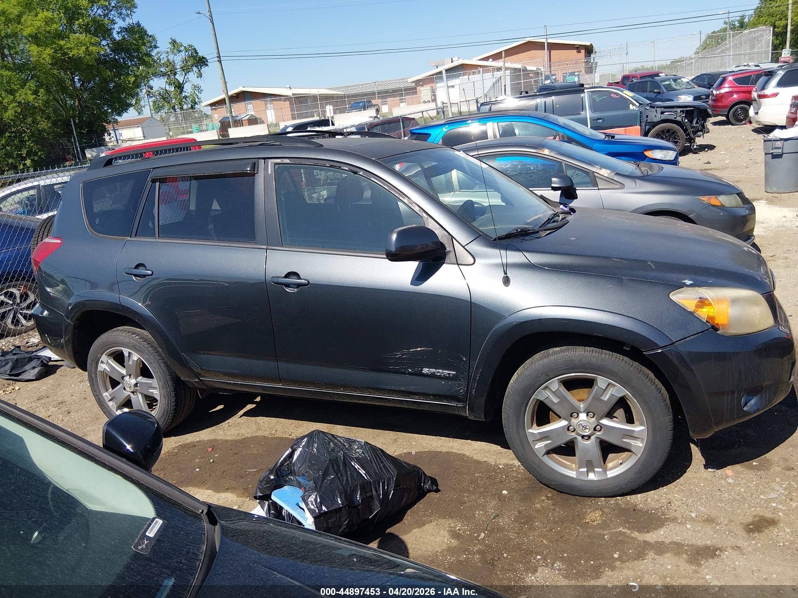 2008 Toyota Rav4 Sport V6 Gray vin: JTMBK32V886035519