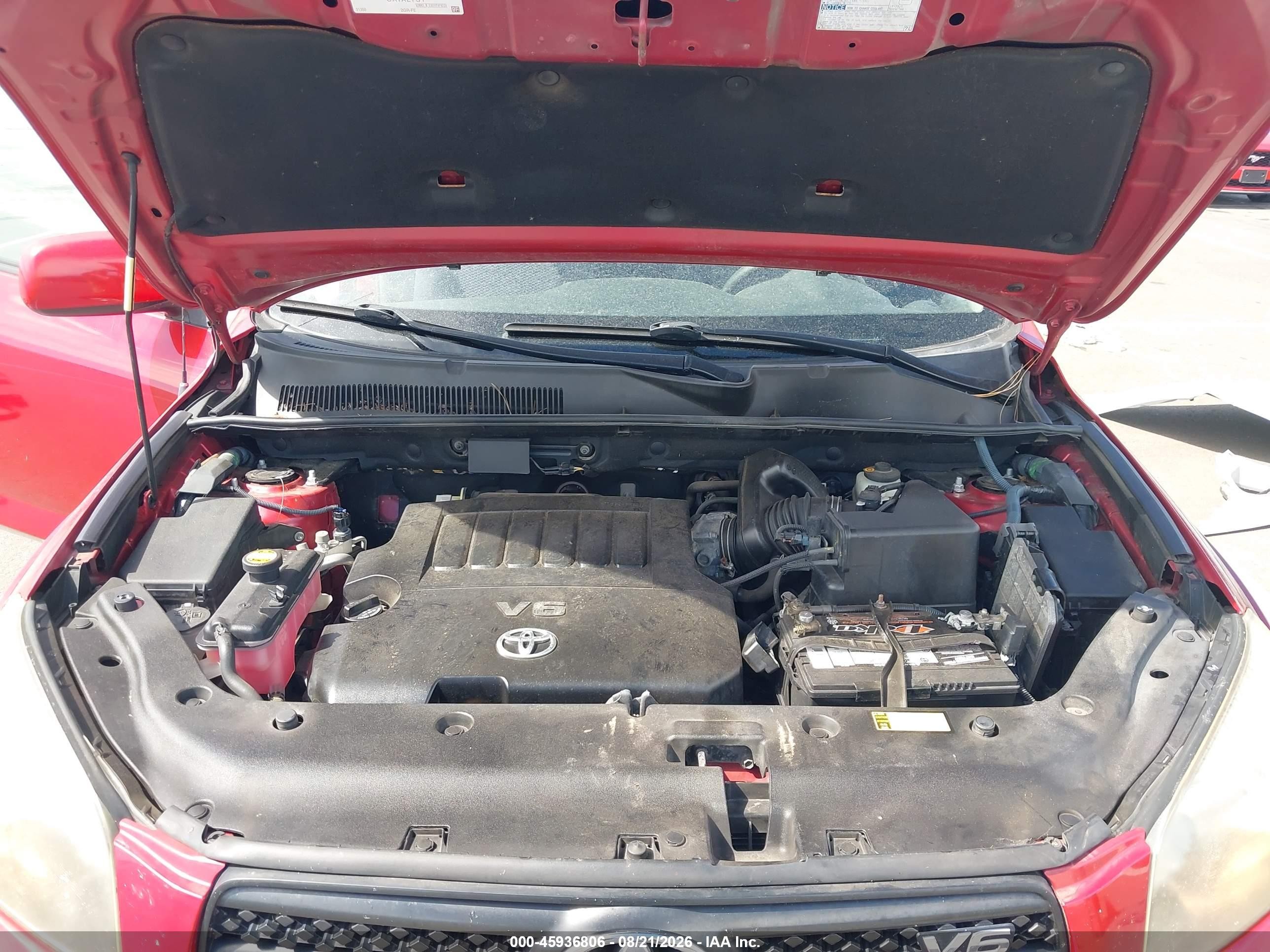 2007 Toyota Rav4 Sport Red vin: JTMBK32V975028938
