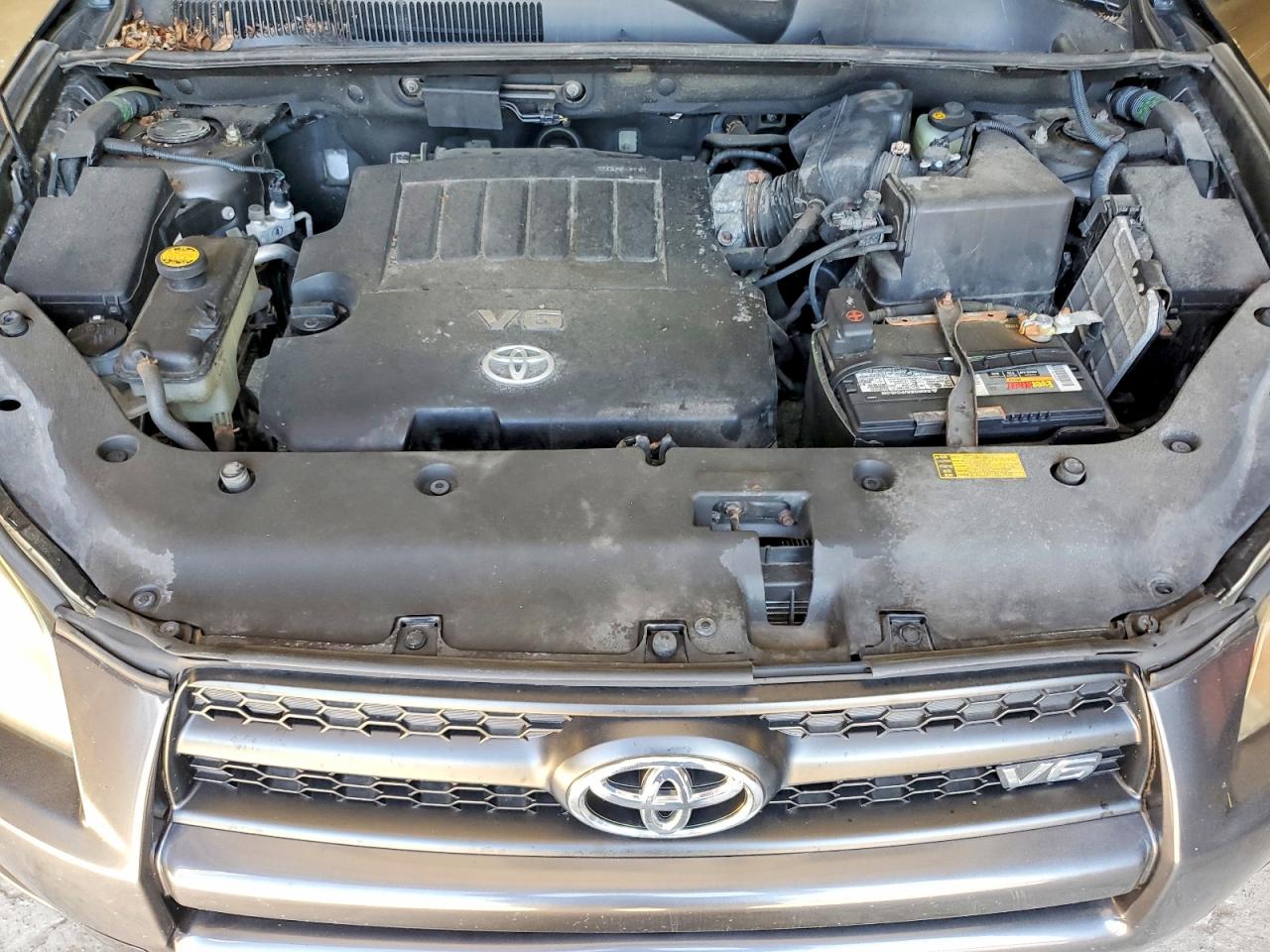 2009 Toyota Rav4 Sport Gray vin: JTMBK32V995073459