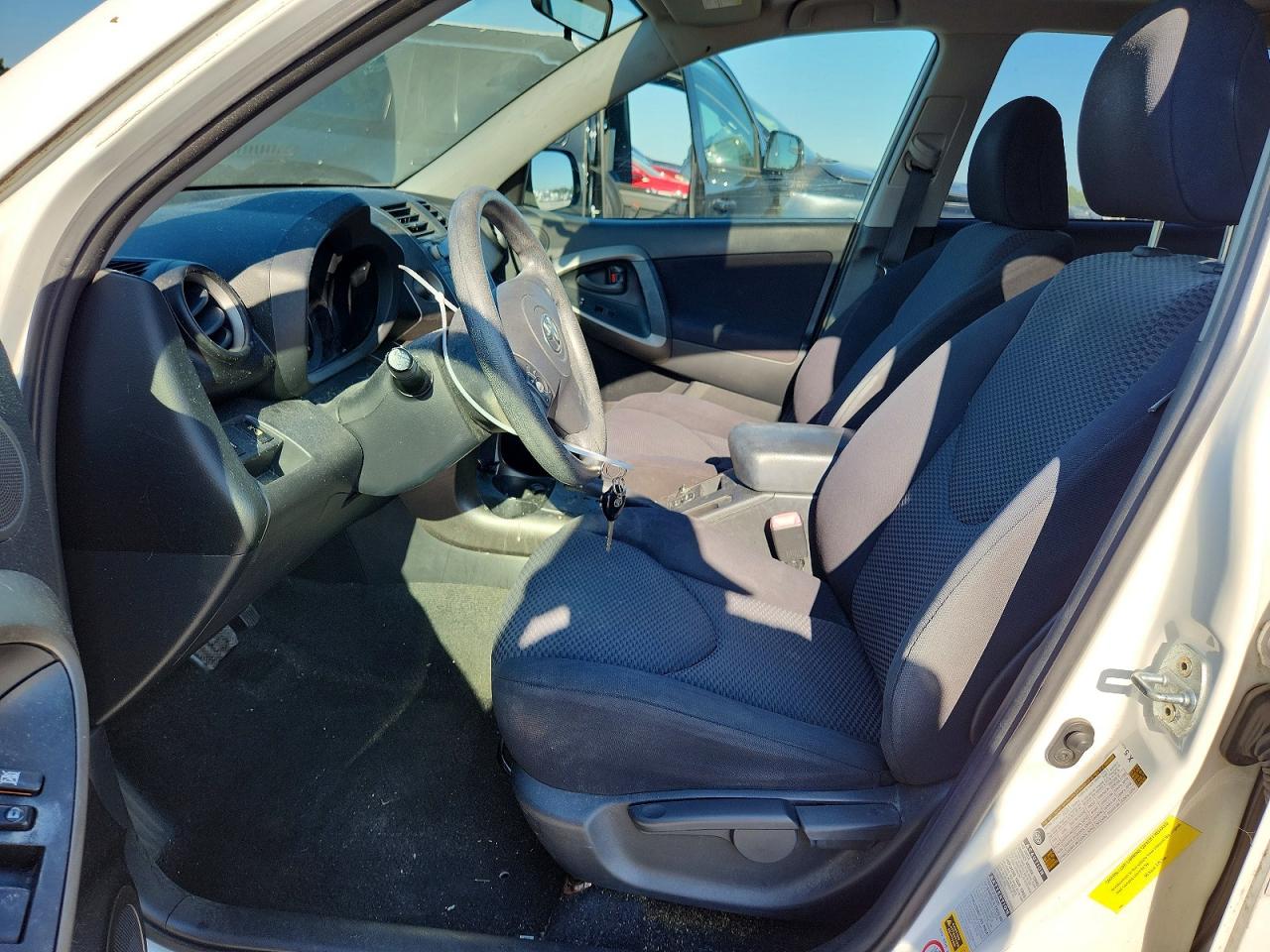 2009 Toyota Rav4 Sport White vin: JTMBK32V99D003854