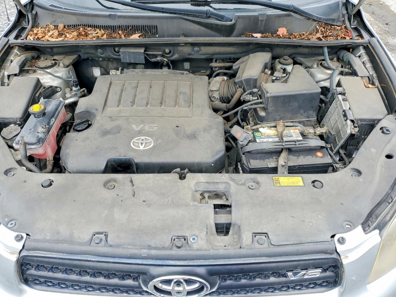 2007 Toyota Rav4 Sport Серебряный vin: JTMBK32VX76016436