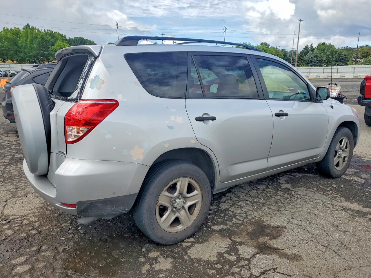 2006 Toyota Rav4 Base Silver vin: JTMBK33V066008813