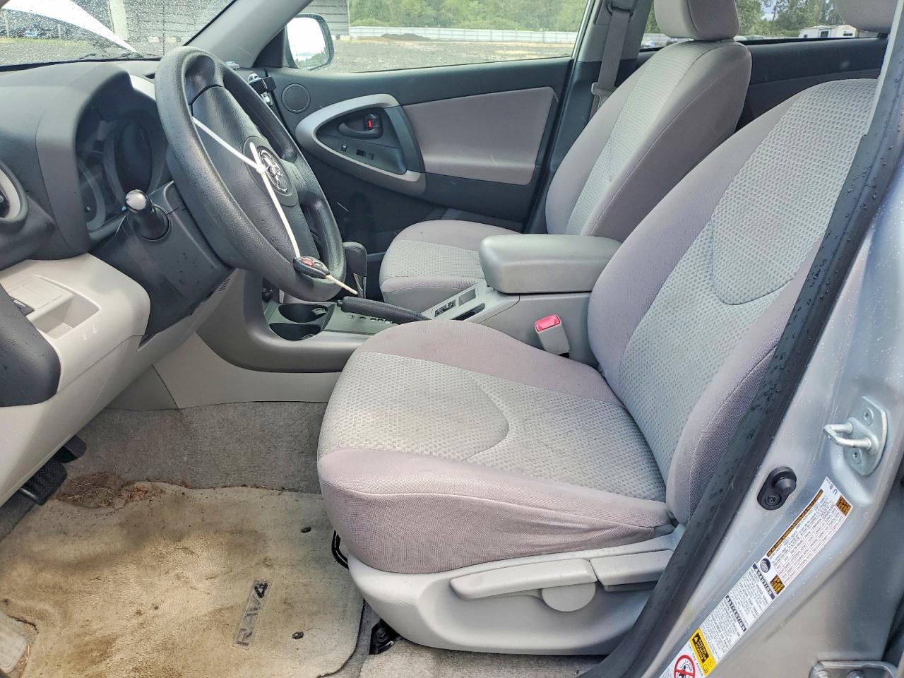 2006 Toyota Rav4 Base Silver vin: JTMBK33V066008813