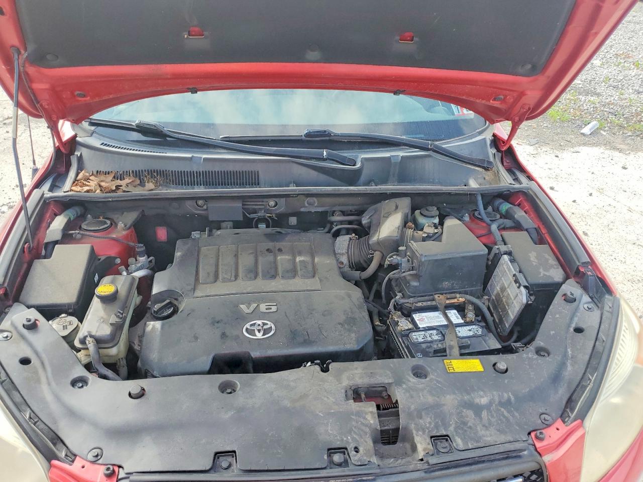 2008 Toyota Rav4 Base Red vin: JTMBK33V085062959