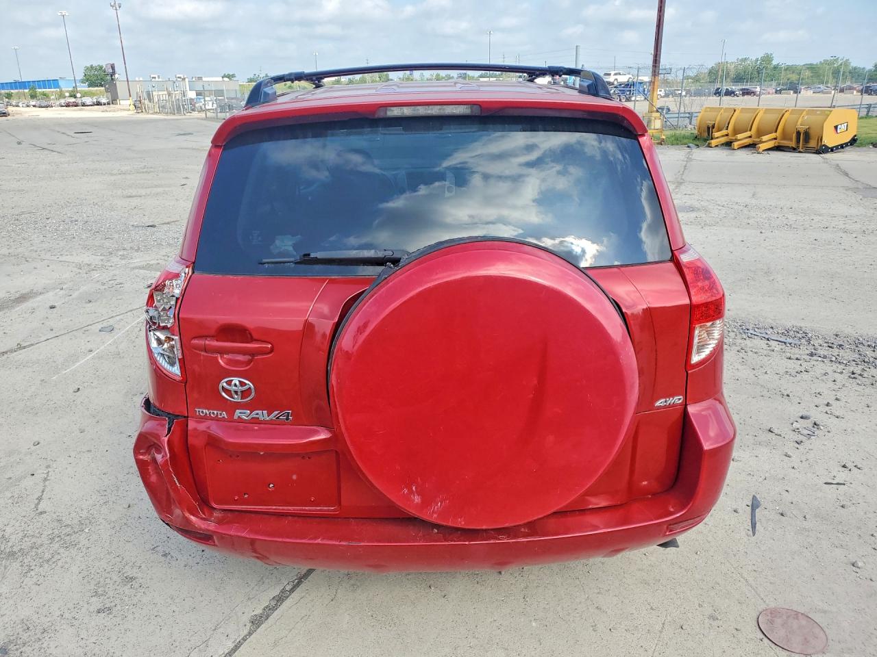 2008 Toyota Rav4 Base Red vin: JTMBK33V085062959