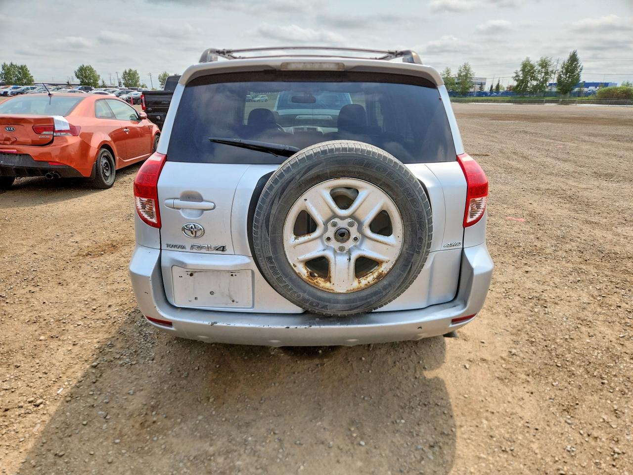 2007 Toyota Rav4 Base Silver vin: JTMBK33V176017120
