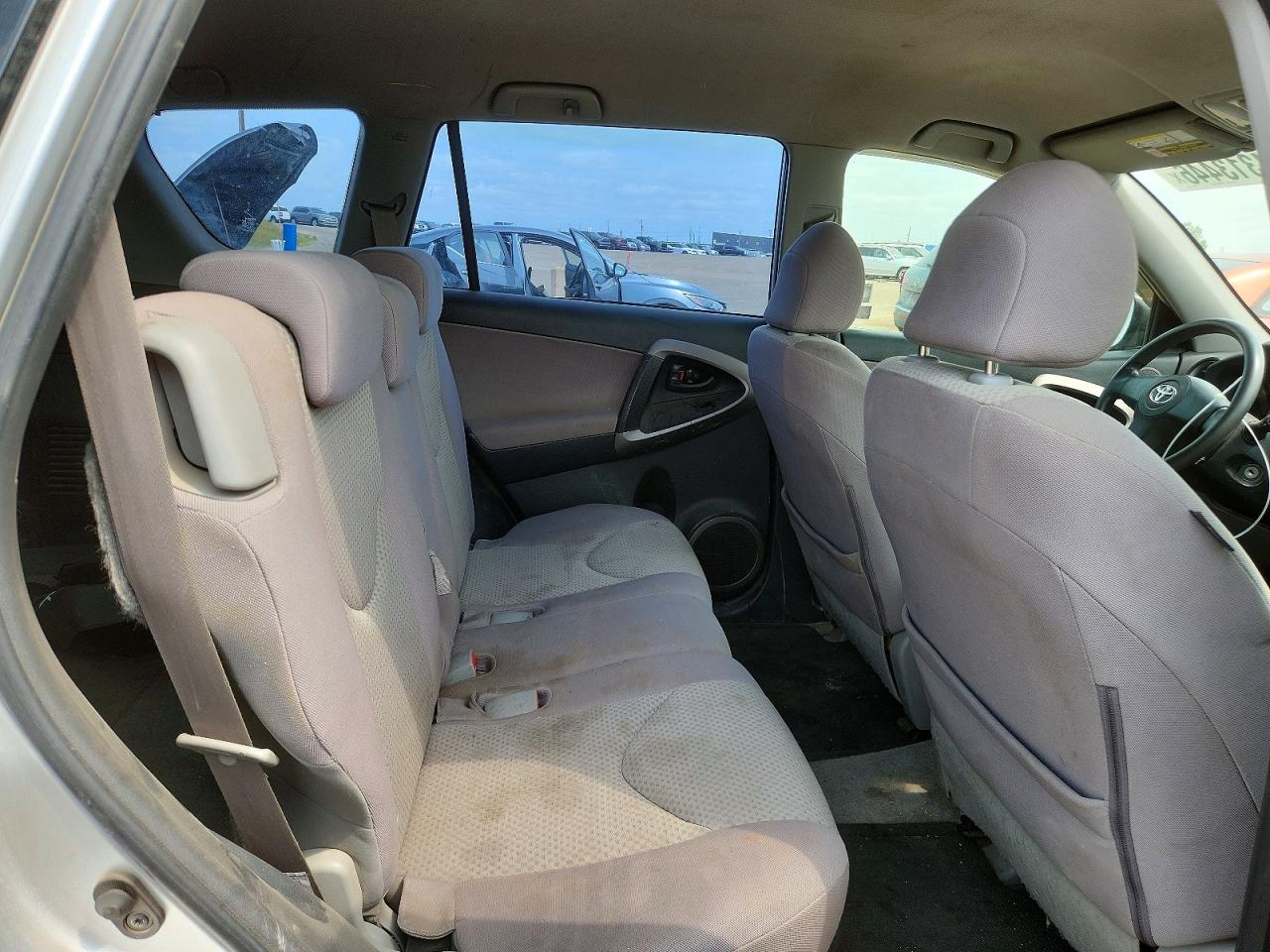 2007 Toyota Rav4 Base Silver vin: JTMBK33V176017120