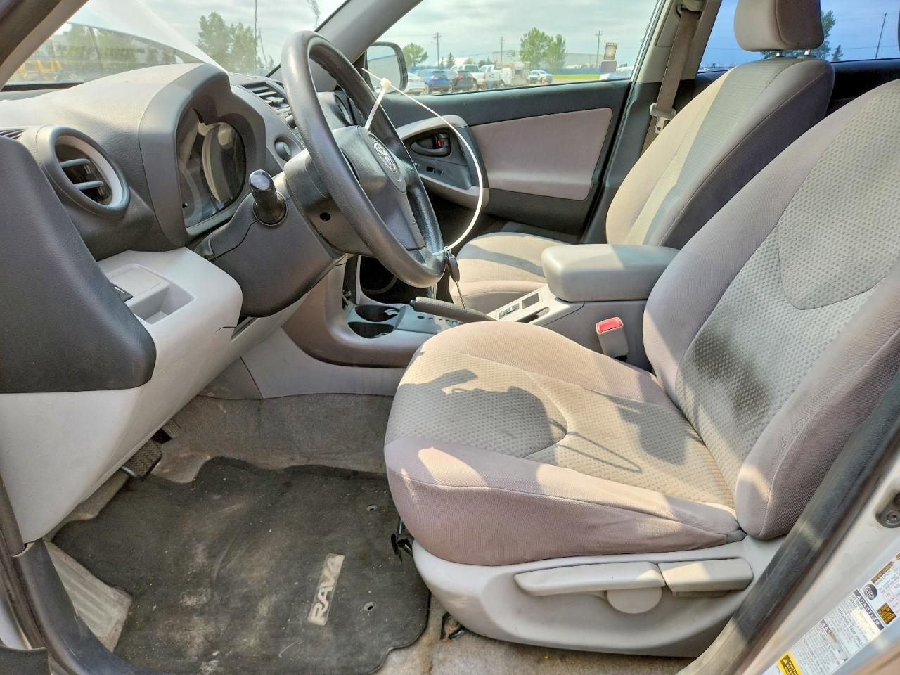 2007 Toyota Rav4 Base Silver vin: JTMBK33V176017120