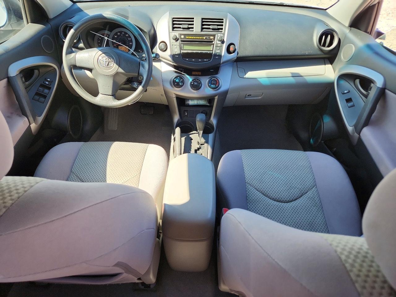 2007 Toyota Rav4 Base Silver vin: JTMBK33V176020020