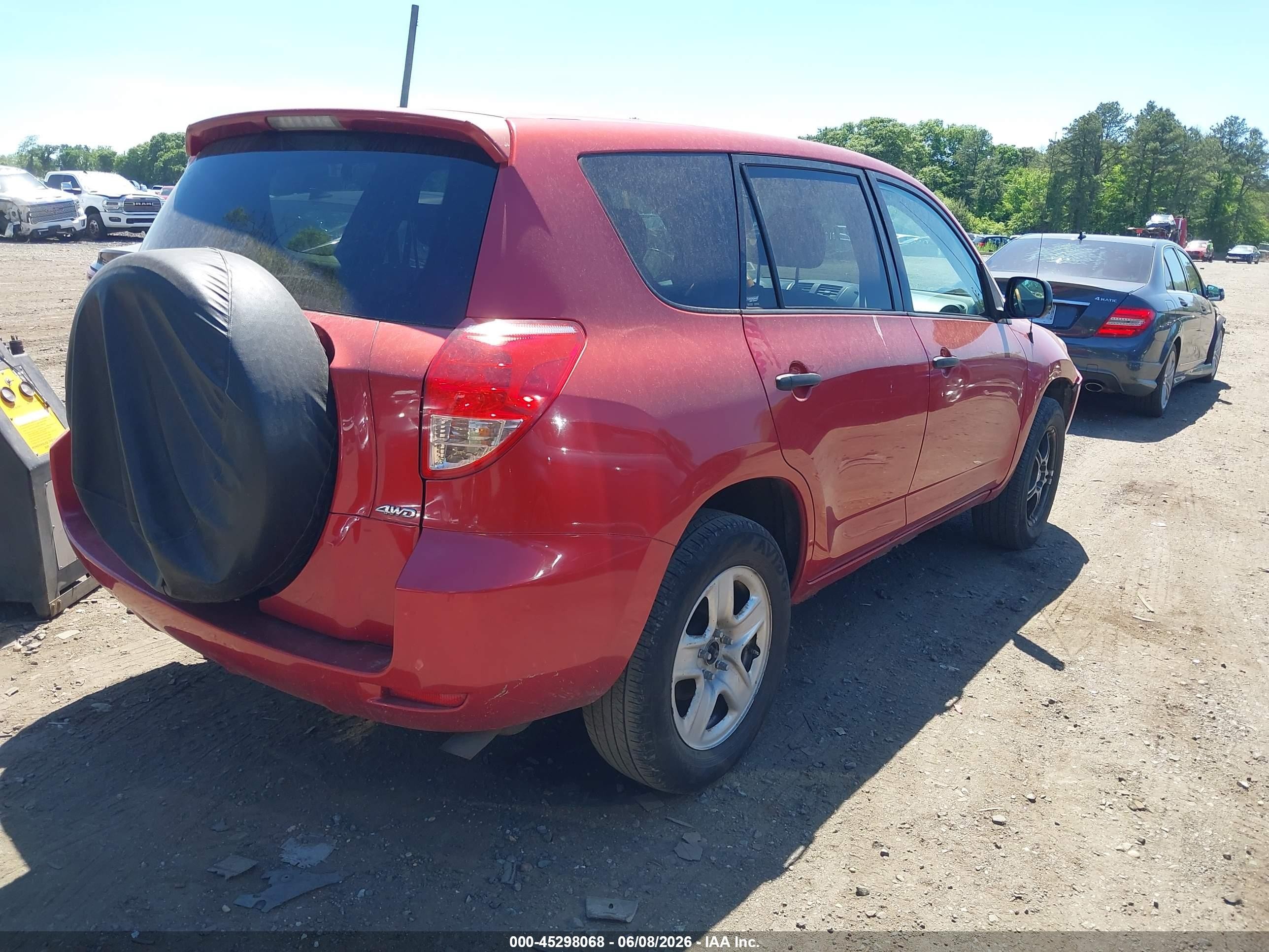 2008 Toyota Rav4 Base V6 Red vin: JTMBK33V186031424