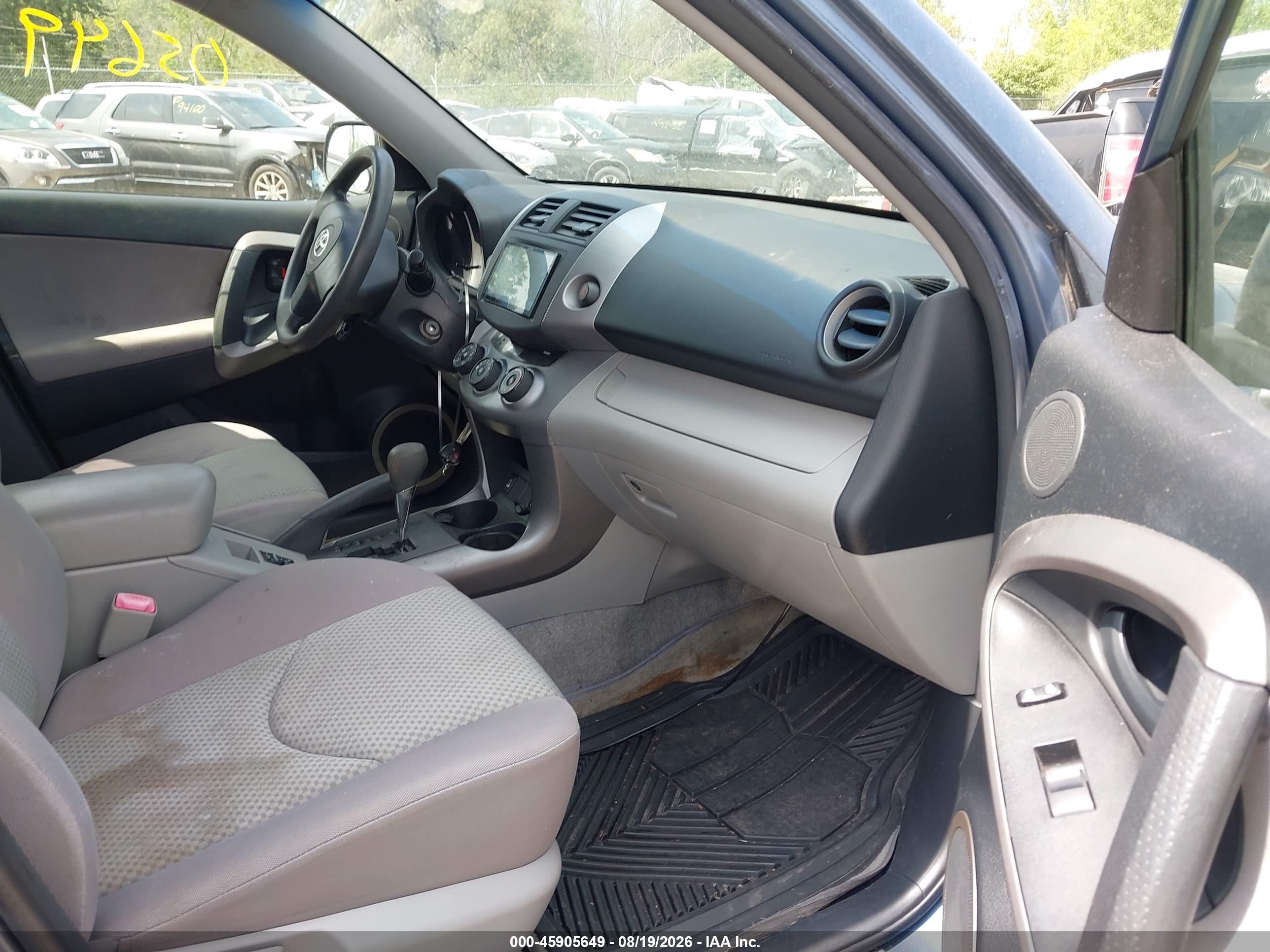2008 Toyota Rav4 Base V6 Blue vin: JTMBK33V186042763