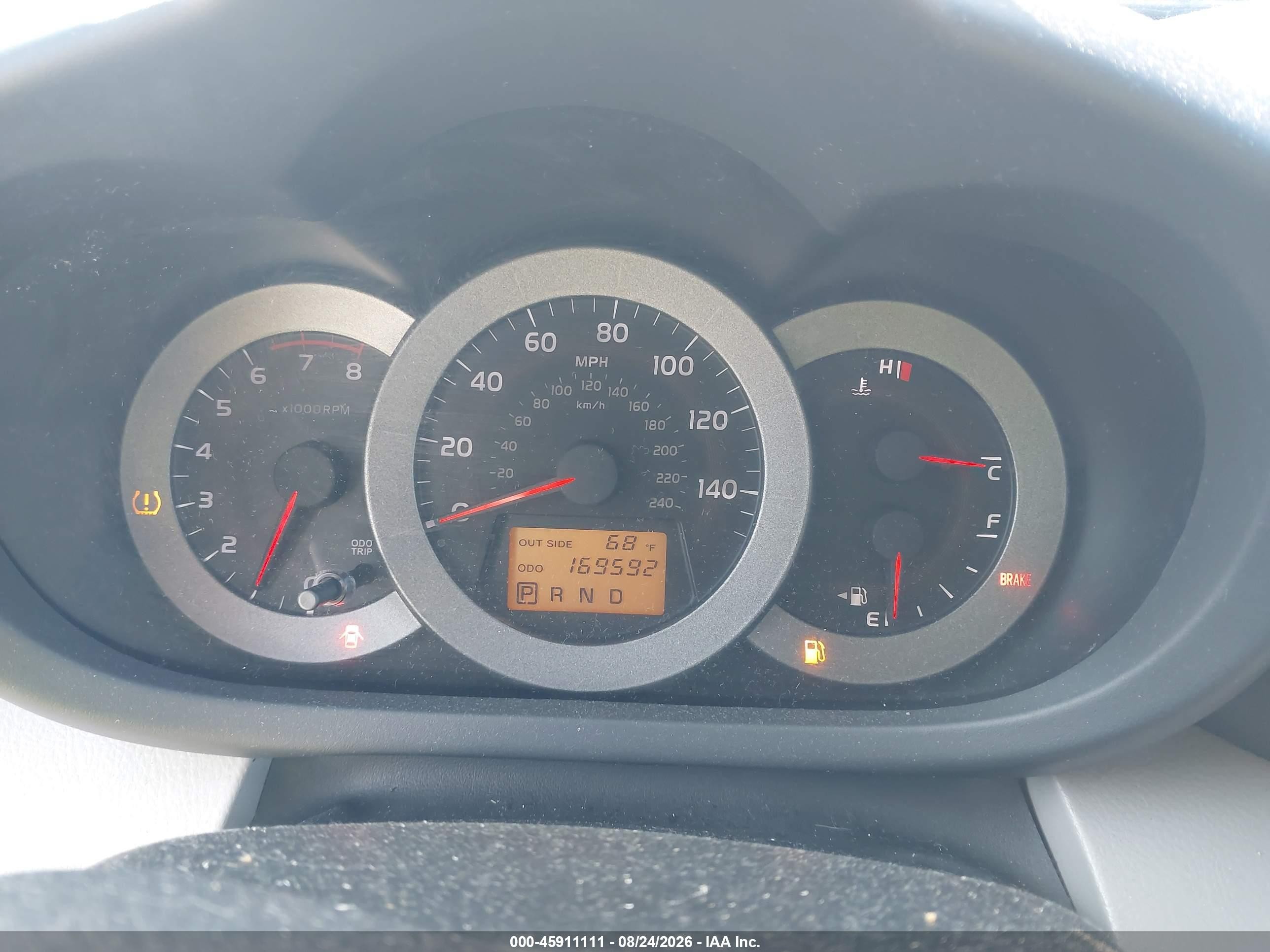 2007 Toyota Rav4 Base V6 (a5) Белый vin: JTMBK33V375037262