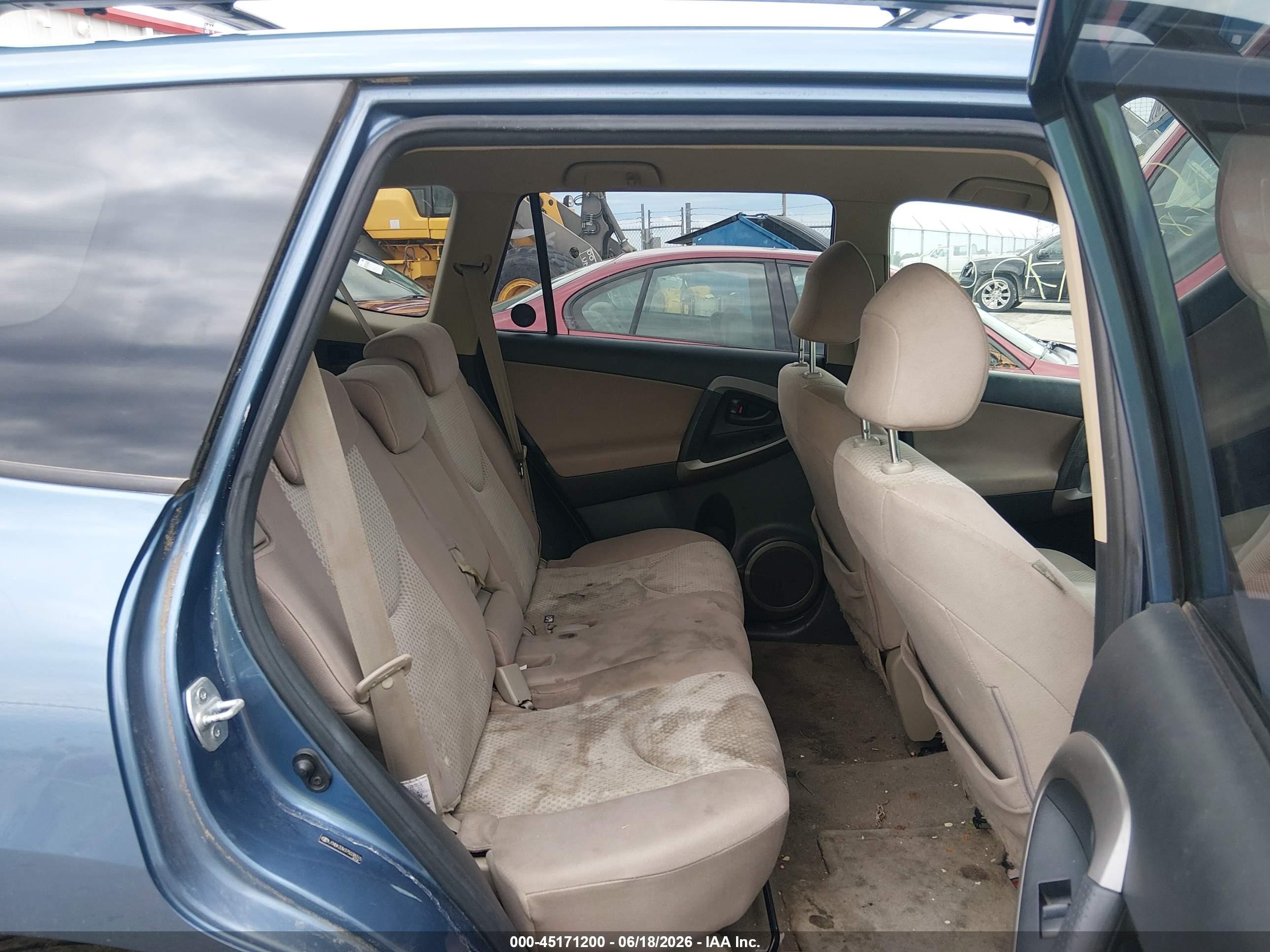 2007 Toyota Rav4 Base V6 Blue vin: JTMBK33V375038315