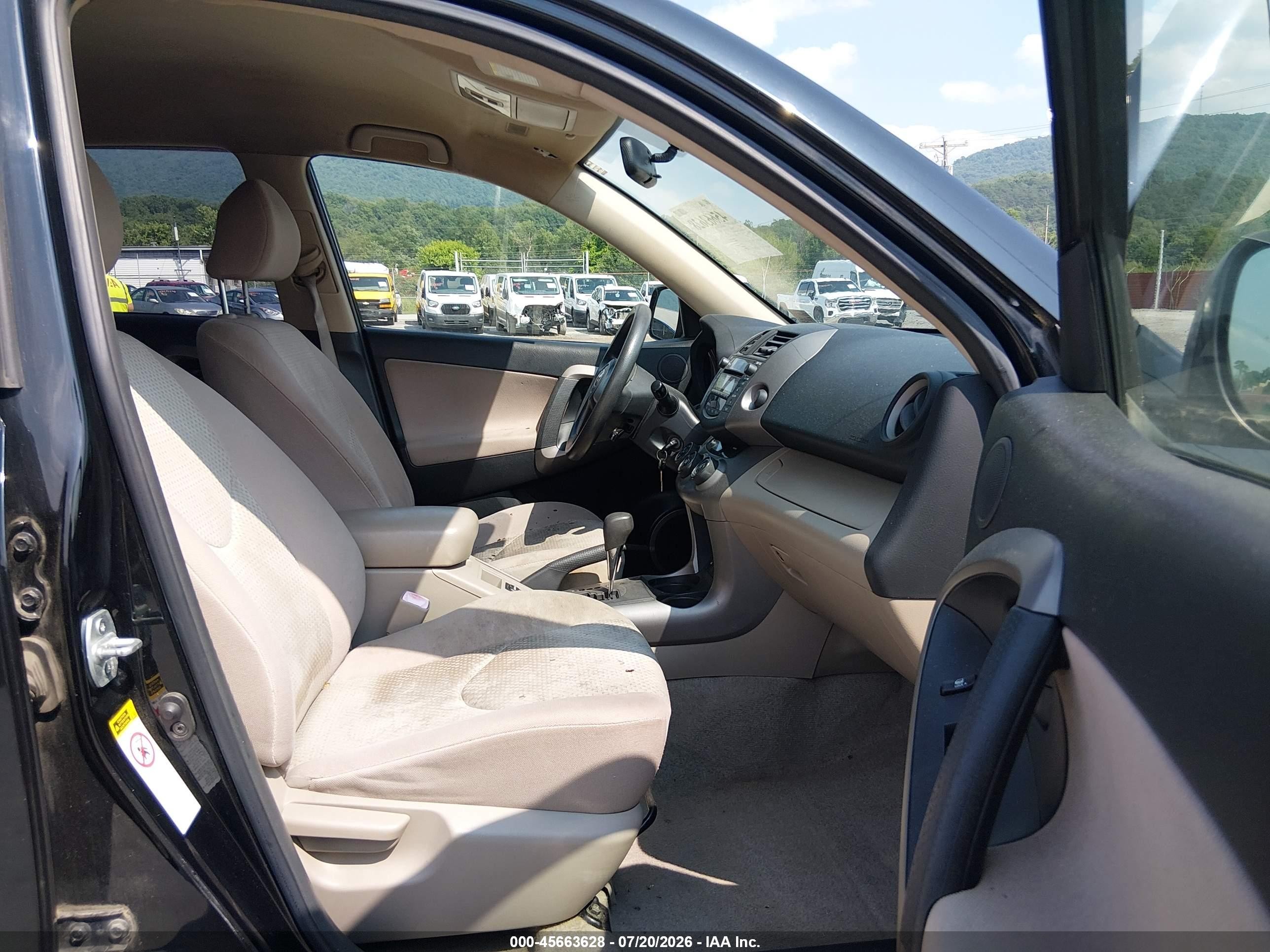 2007 Toyota Rav4 Base V6 (a5) Black vin: JTMBK33V376013862