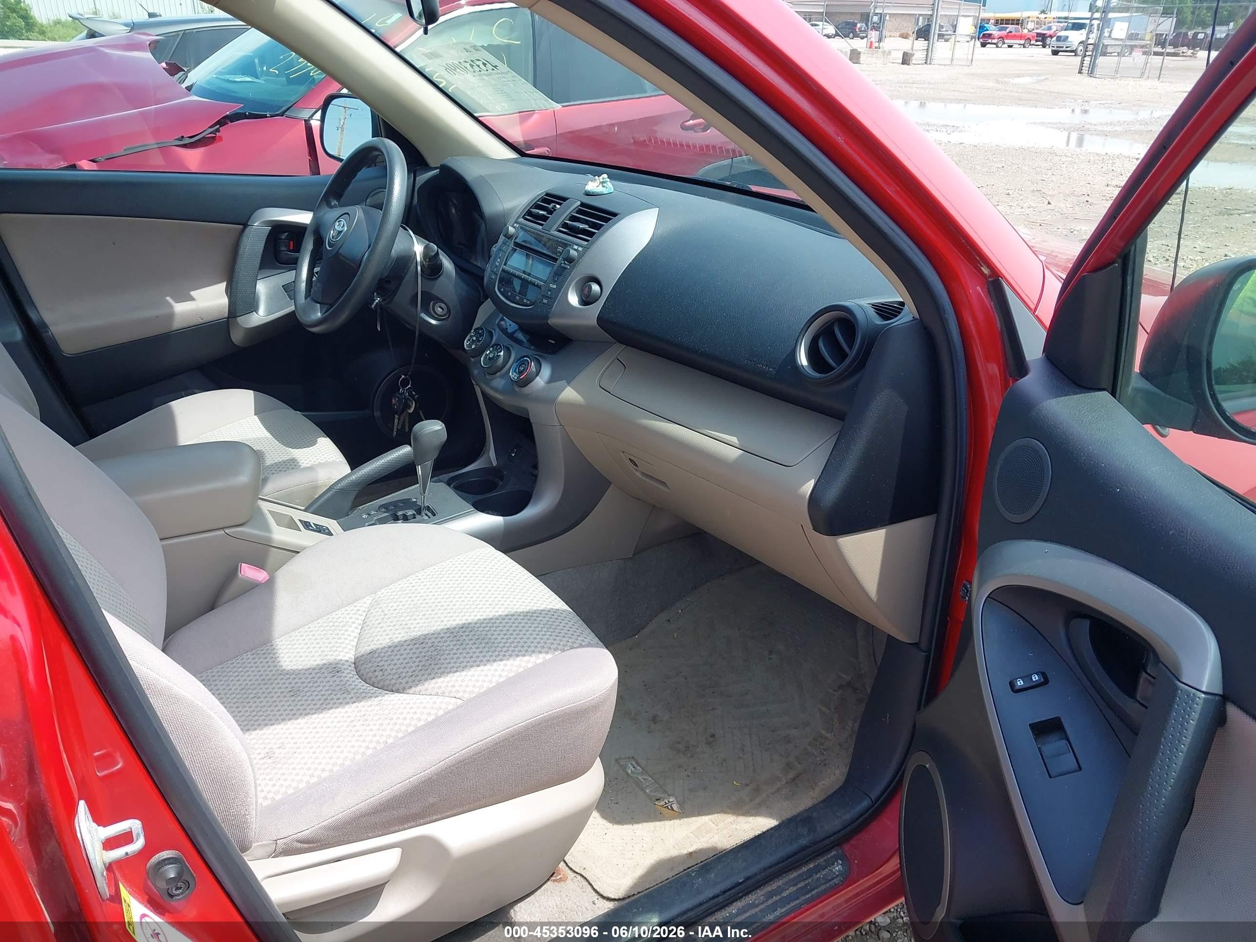 2008 Toyota Rav4 Base V6 Red vin: JTMBK33V386030114