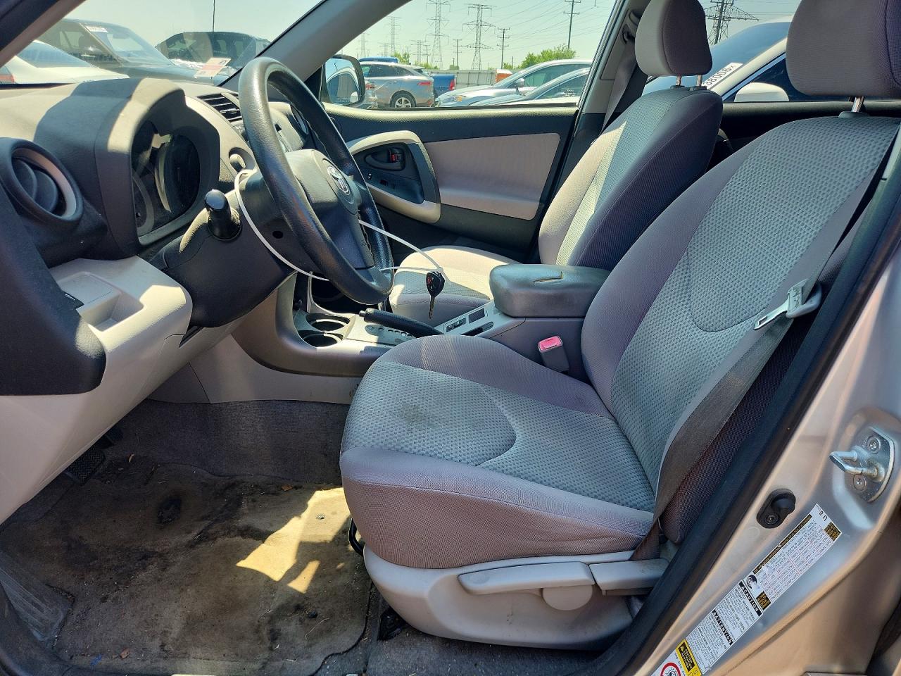 2008 Toyota Rav4 Base Silver vin: JTMBK33V386042750