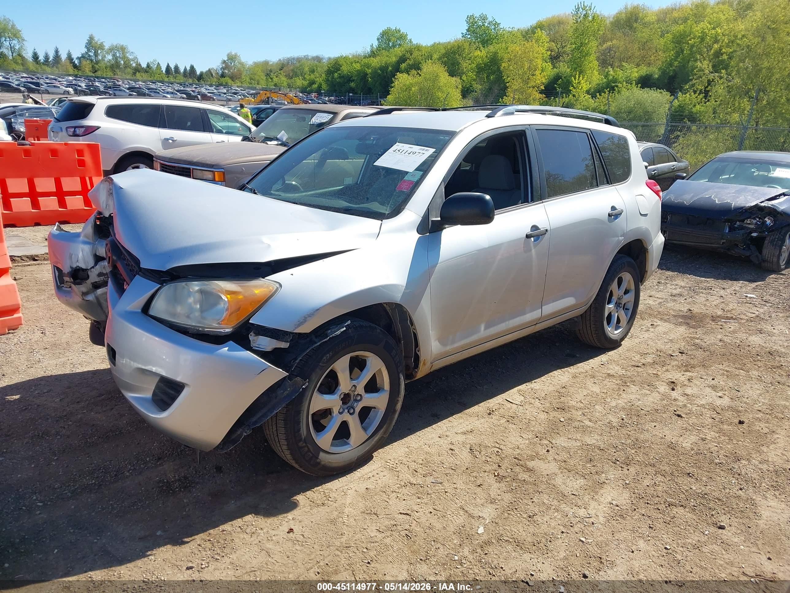 2009 Toyota Rav4 Base V6 Silver vin: JTMBK33V39D003671