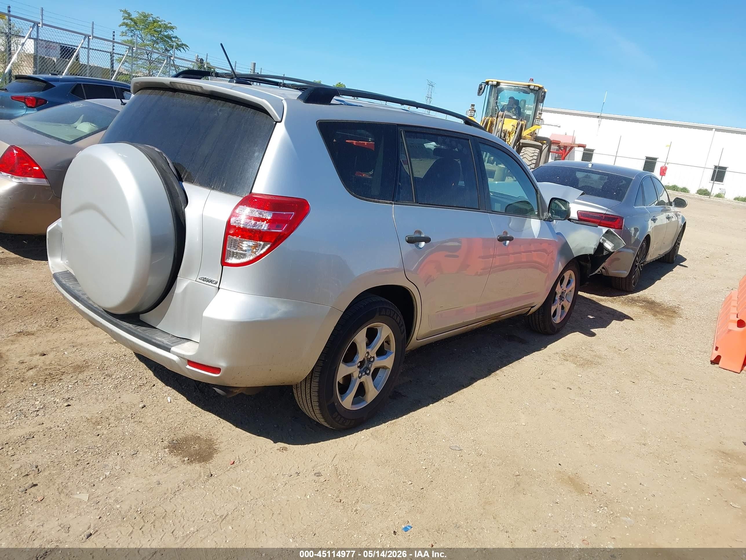 2009 Toyota Rav4 Base V6 Silver vin: JTMBK33V39D003671